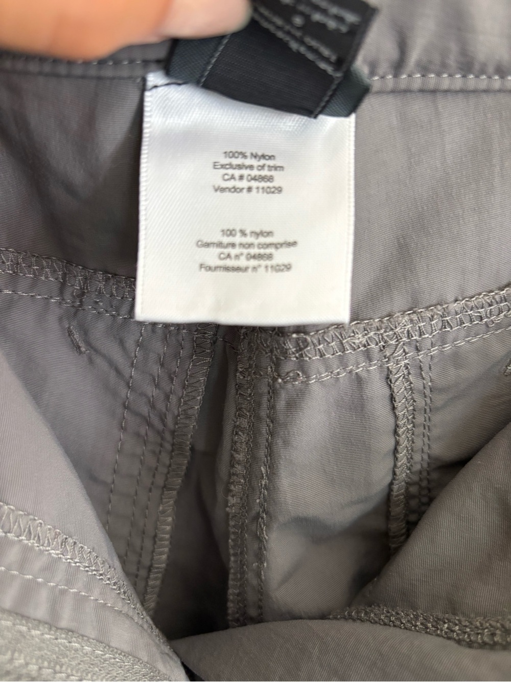 MEC Grey Cargo Hiking Pants vintage - Picture 4 of 9